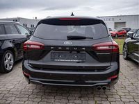 Gebraucht Ford Focus ST-Line 116 PS (85 kW) 2023 Obsidianschwarz Kombi
