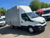 Gebraucht Iveco Daily 170 PS (125 kW) 2017 Weiß Van / Kleinbus
