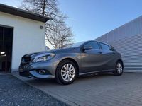 Gebraucht Mercedes A180 122 PS (89 kW) 2013 Grau Limousine