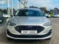 Używany Ford Focus Titanium 125 KM (91 kW) 2023 Srebrny Sedan/Limuzyna