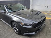 Second-hand Ford Mustang 305 CP (224 kW) 2015 Gri Cabrio