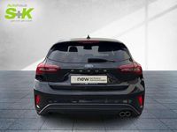 Gebraucht Ford Focus ST-Line X 155 PS (114 kW) 2024 Obsidianschwarz metallic Limousine