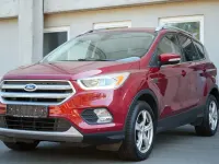 Gebraucht Ford Kuga Titanium 150 PS (110 kW) 2017 Rot SUV