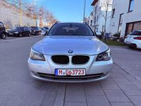 Gebraucht BMW 523 Advantage 177 PS (130 kW) 2007 Silber Kombi
