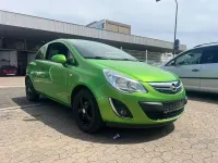 Gebraucht Opel Corsa 69 PS (50 kW) 2013 Grün Kleinwagen