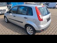 Second-hand Ford Fiesta 2006 Argintiu Hatchback