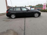 Gebraucht BMW 318 150 PS (110 kW) 2015 Schwarz Kombi
