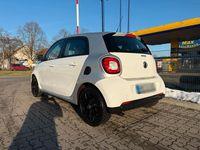 Gebraucht Smart ForFour 71 PS (52 kW) 2015 Weiß Kleinwagen