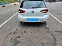 Gebraucht VW Golf VII Highline 150 PS (110 kW) 2019 Weiß Kleinwagen