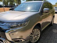 Gebraucht Mitsubishi Outlander P-HEV Plus 224 PS (164 kW) 2020 Grau SUV