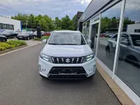 Używany Suzuki Vitara 102 KM (75 kW) 2022 Biały SUV