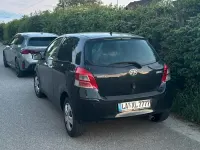 Gebraucht Toyota Yaris 99 PS (72 kW) 2011 Schwarz Kleinwagen