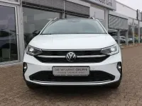 Gebraucht VW Taigo Style 116 PS (85 kW) 2025 Pure white / schwarz SUV