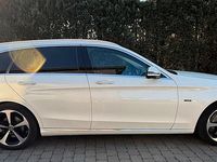 Gebraucht Mercedes C300e 211 PS (155 kW) 2019 Weiß Kombi