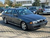 Gebraucht BMW 530 193 PS (141 kW) 2001 Grau Kombi