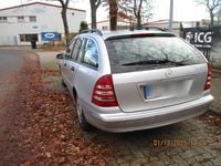 Gebraucht Mercedes 220 150 PS (110 kW) 2007 Silber Kombi