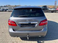 Gebraucht Mercedes 200 136 PS (100 kW) 2016 Grau Limousine