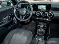 Gebraucht Mercedes CLA180 116 PS (85 kW) 2021 Schwarz Coupé