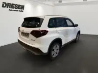 Neu Suzuki Vitara Club 110 PS (80 kW) 2026 Weiss SUV