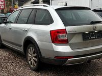 Gebraucht Skoda Octavia Scout 184 PS (135 kW) 2015 Silber Kombi