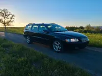 Używany Volvo V70 185 KM (136 kW) 2007 Czarny Kombi