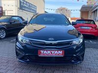 Gebraucht Kia Optima Hybrid Spirit 154 PS (113 kW) 2019 Blau Limousine