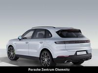 Second-hand Porsche Cayenne 470 CP (345 kW) 2024 Argintiu SUV