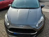 Gebraucht Ford Fiesta Trend 101 PS (74 kW) 2017 Schwarz Kleinwagen