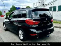 Gebraucht BMW 218 150 PS (110 kW) 2015 Schwarz Van / Kleinbus