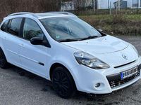 Gebraucht Renault Clio II 101 PS (74 kW) 2011 Weiß Limousine