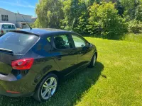 Używany Seat Ibiza 70 KM (51 kW) 2011 Czarny Hatchback