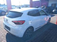 Gebraucht Renault Clio V Techno 91 PS (66 kW) 2023 Arktis weiß