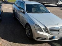 Gebraucht Mercedes E220 170 PS (125 kW) 2013 Silber Kombi