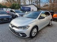 Gebraucht VW Polo Style 95 PS (69 kW) 2023 Silber Limousine