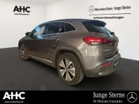 Gebraucht Mercedes EQA250+ 139 kW (190 PS) 2022 Metalliclack mountaingrau SUV