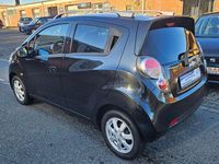 Gebraucht Chevrolet Spark 82 PS (60 kW) 2012 Schwarz Kleinwagen