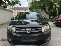 Gebraucht Dacia Sandero 75 PS (55 kW) 2014 Schwarz Kleinwagen