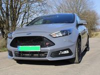 Gebraucht Ford Focus ST 250 PS (183 kW) 2017 Grau Limousine