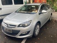 Gebraucht Opel Astra Energy 140 PS (102 kW) 2014 Silber Kombi