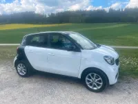 Używany Smart ForFour 71 KM (52 kW) 2016 Biały Hatchback