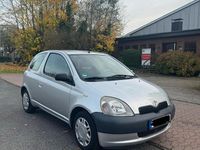 Gebraucht Toyota Yaris 68 PS (50 kW) 2002 Grau Kleinwagen