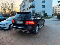 Gebraucht Mercedes ML350 258 PS (189 kW) 2012 Schwarz SUV