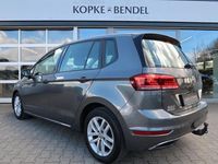 Gebraucht VW Golf VII Comfortline 2018 Grau