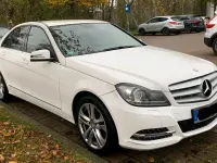 Gebraucht Mercedes C180 120 PS (88 kW) 2013 Weiß Limousine