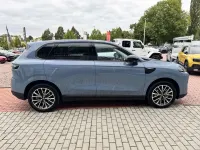 Neu Leapmotor B10 160 kW (218 PS) 2025 Blau SUV