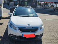 Gebraucht Peugeot 2008 Active 120 PS (88 kW) 2013 Weiß SUV