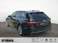 Gebraucht Audi A4 Advanced 204 PS (150 kW) 2023 Mythosschwarz metallic Kombi