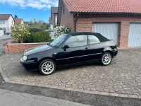 Używany VW Golf 115 KM (84 kW) 2001 Czarny Kabriolet