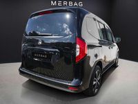 Gebraucht Mercedes EQT200 Progressive 89 kW (122 PS) 2024 Loparitschwarz Van / Kleinbus