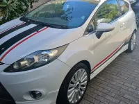 Gebraucht Ford Fiesta Titanium 82 PS (60 kW) 2011 Weiß Limousine
